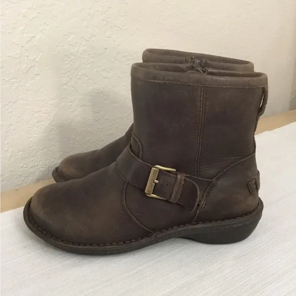UGG Australia Bryce Winter Leather Boots in Lodge Brown Size 6 - Picture 1 of 11